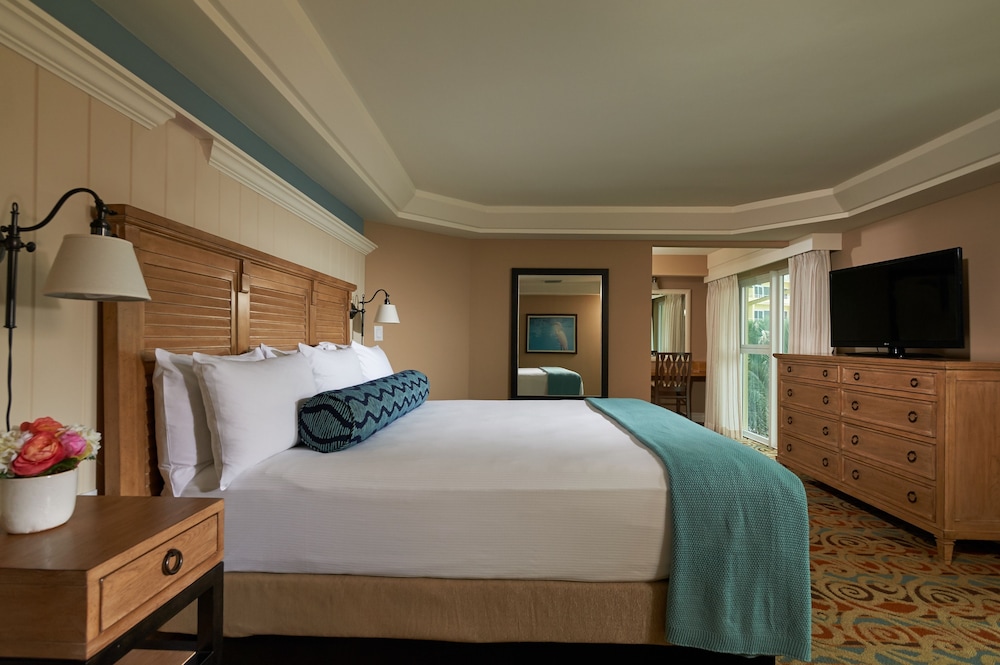 Image of Edgewater Beach Hotel