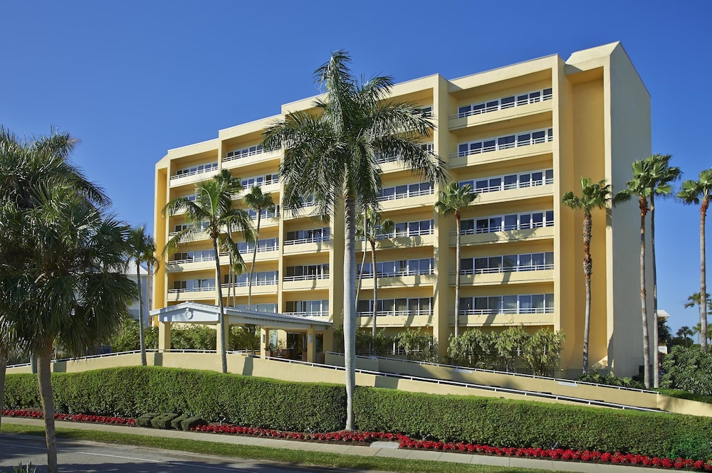 Image of Edgewater Beach Hotel