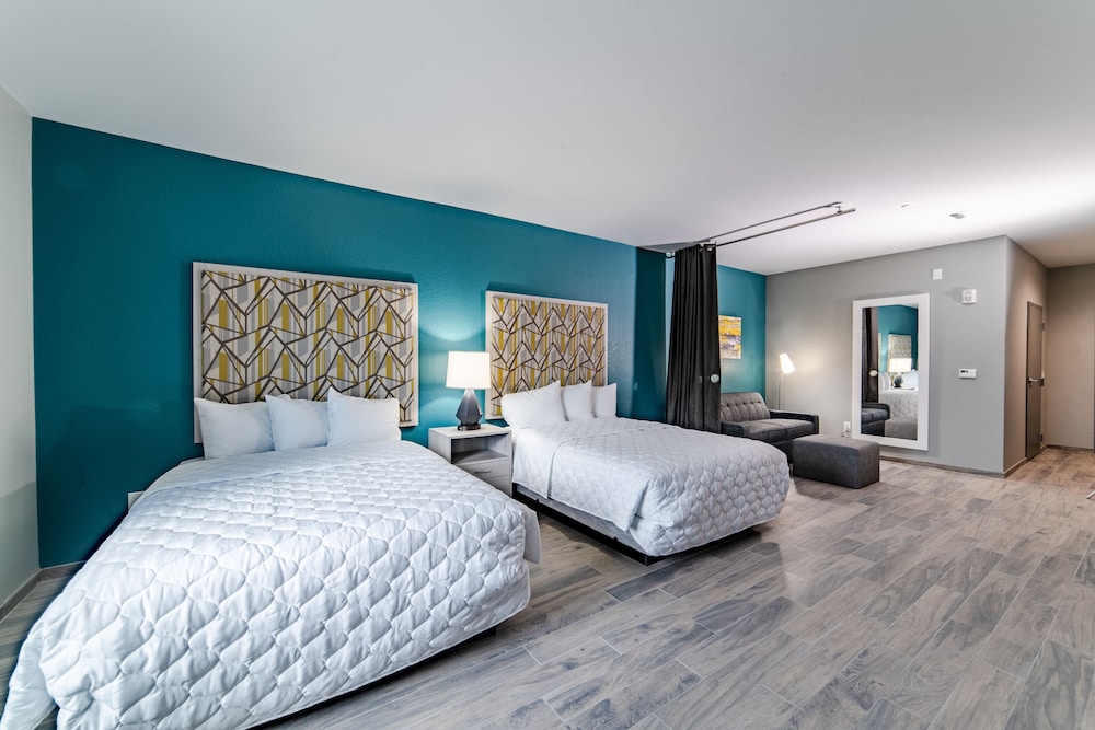 Image of Everglades Adventures Hotel Suites by Ivey House