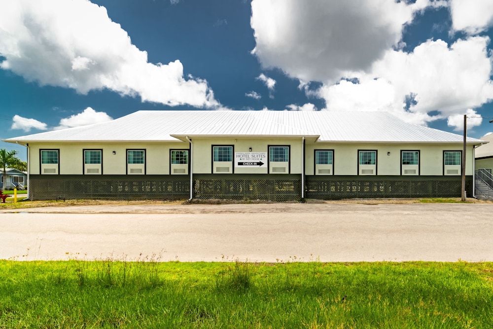 Image of Everglades Adventures Hotel Suites by Ivey House