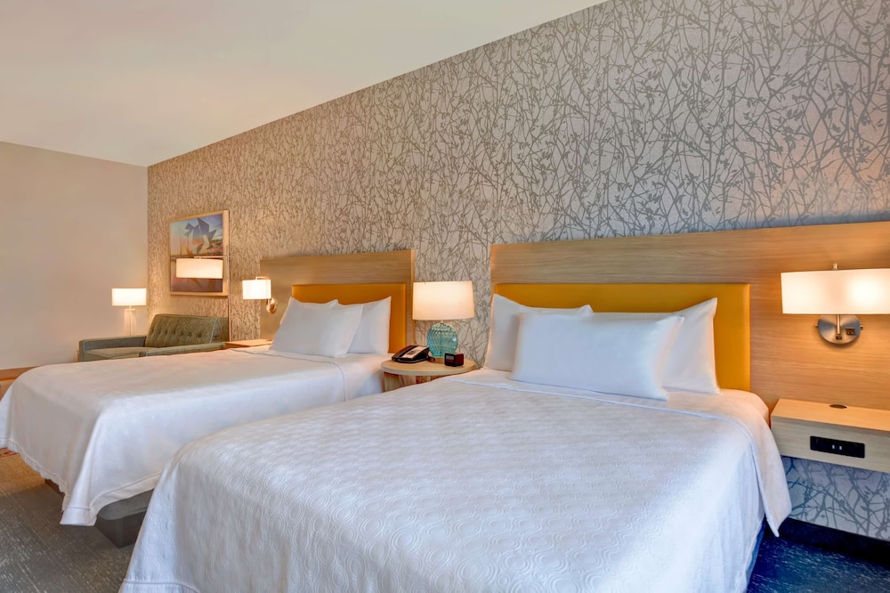 Image of Home2 Suites by Hilton Naples I-75 Pine Ridge Road