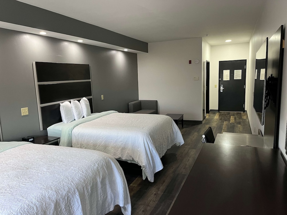 Image of Sonesta Essentials Hotel Savannah