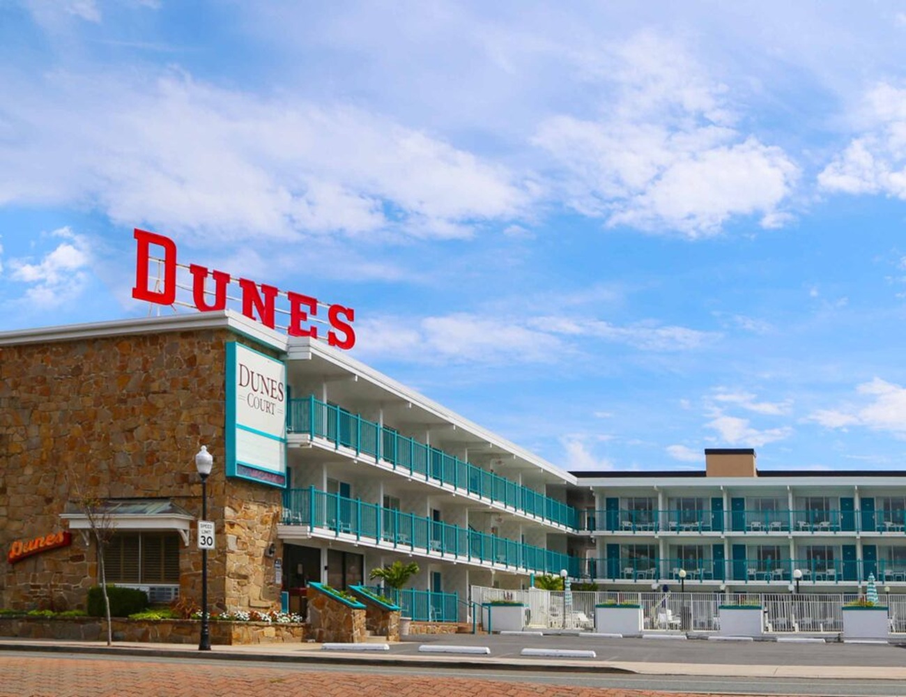 Image of Dunes Court