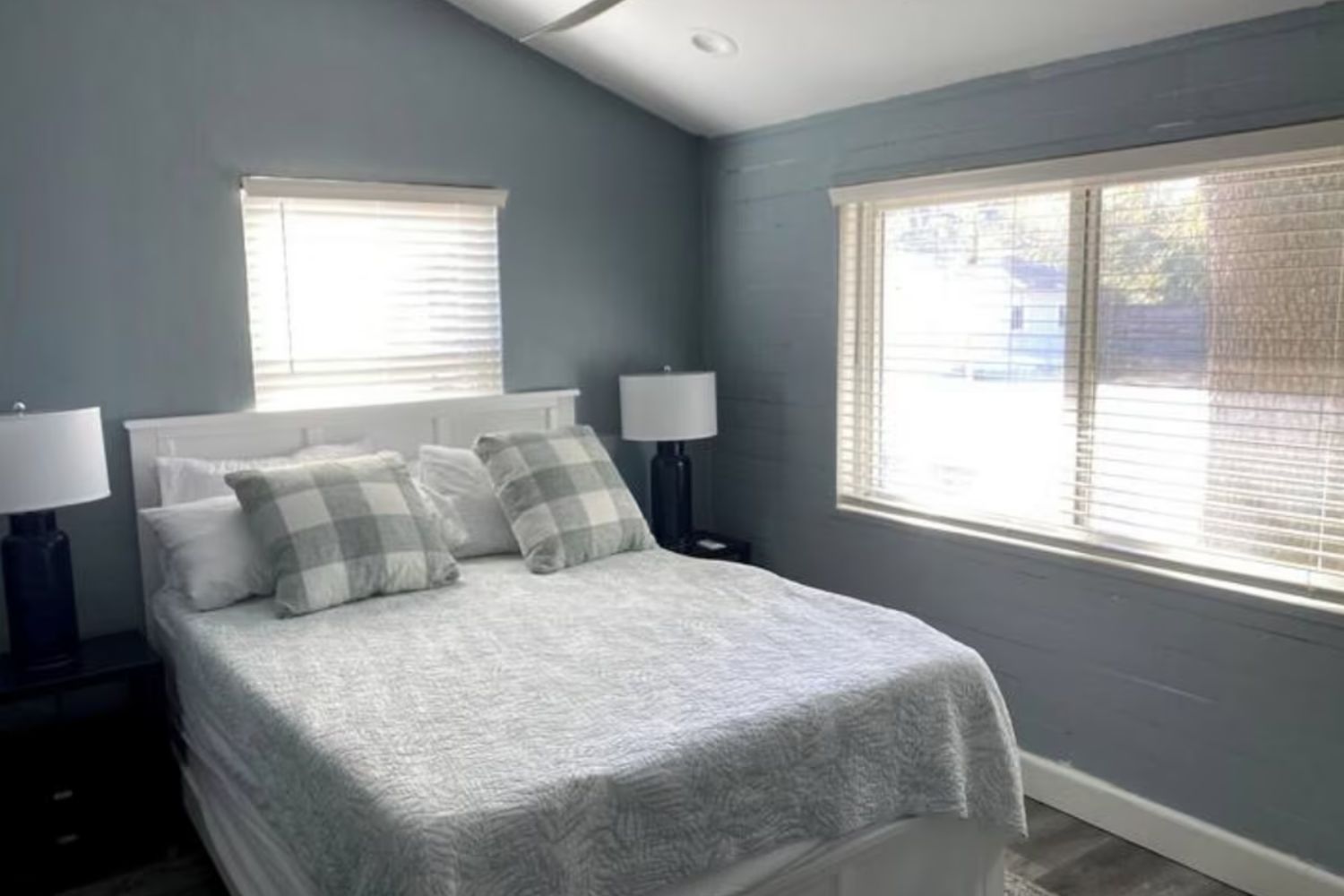 Image of Sunwood Cove Cottage: A - Sweet Cottage with Beach Access