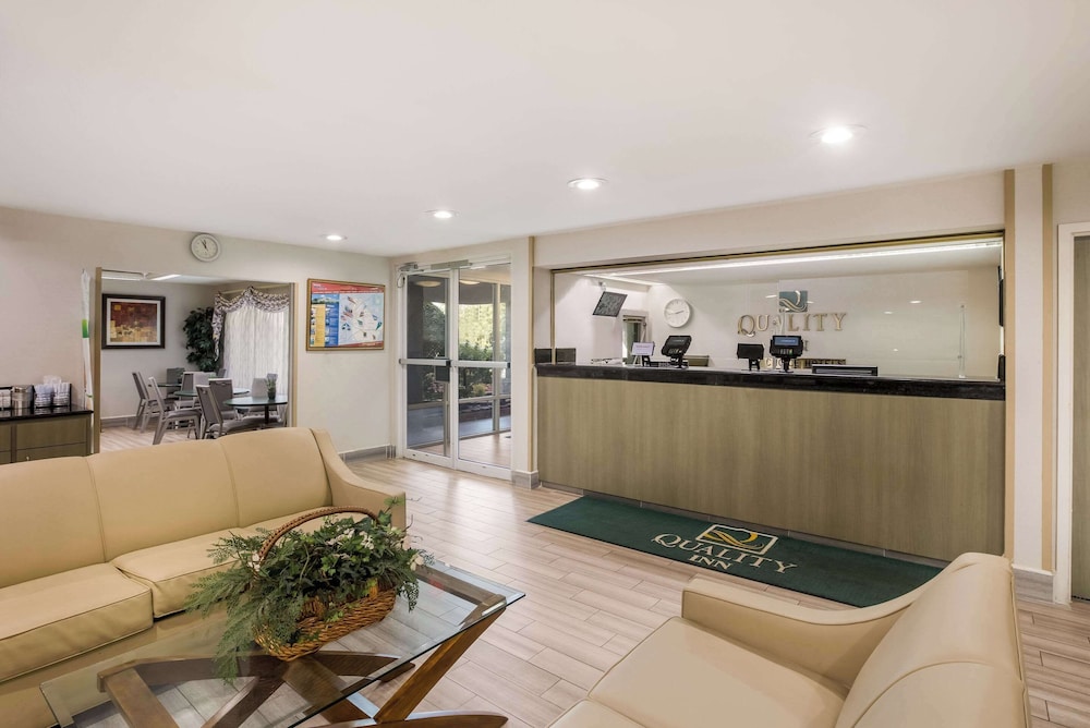 Image of Quality Inn Northlake