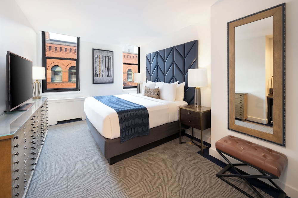 Image of Hotel Indigo Boston Garden