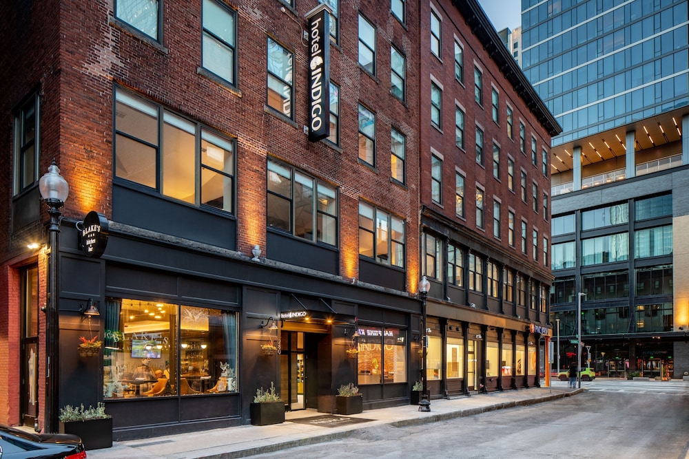 Image of Hotel Indigo Boston Garden