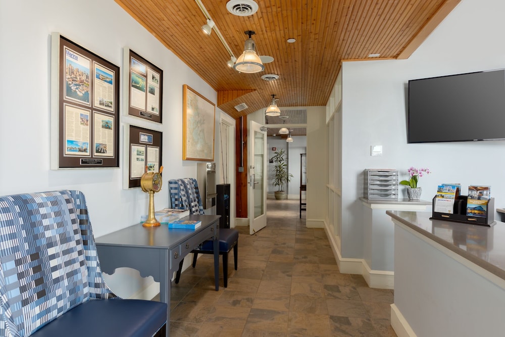 Image of Boston Yacht Haven Inn & Marina