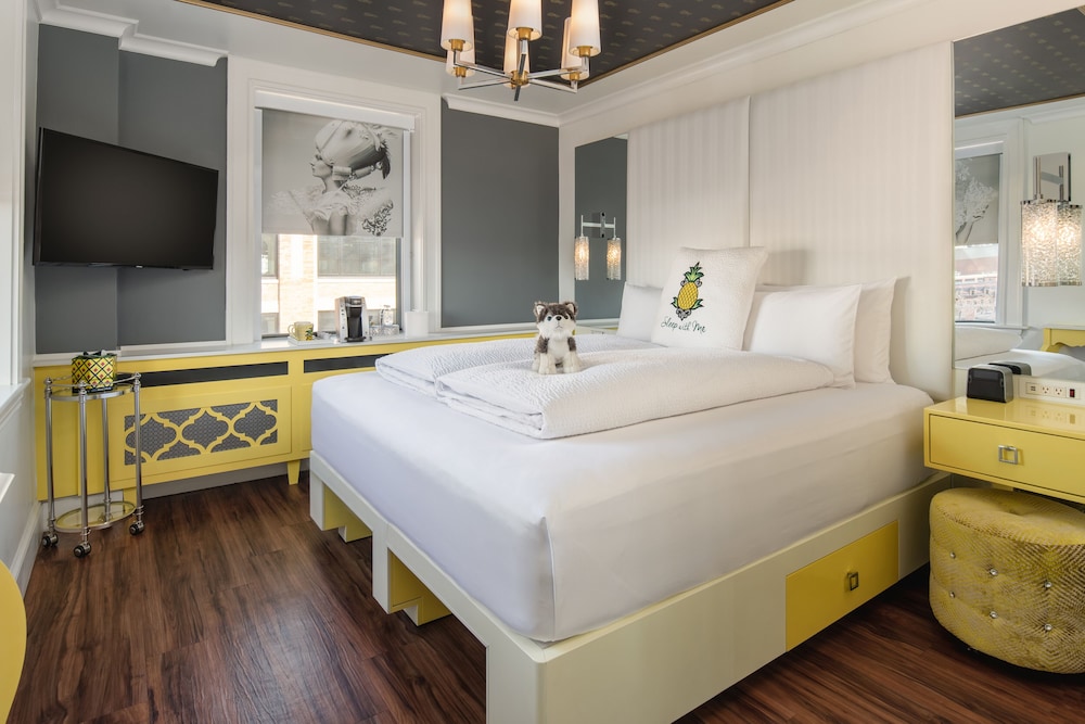 Image of Staypineapple, A Delightful Hotel, South End