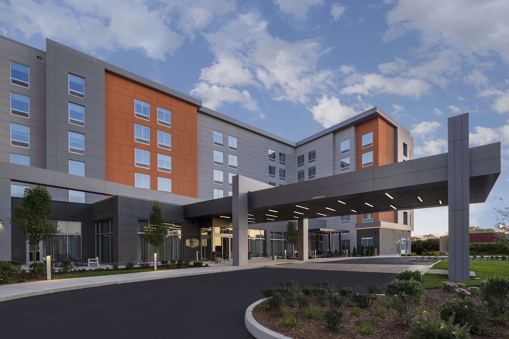 Image of Hampton Inn Boston Woburn