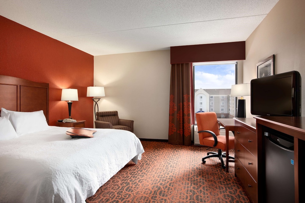 Image of Hampton Inn by Hilton Boston / Braintree
