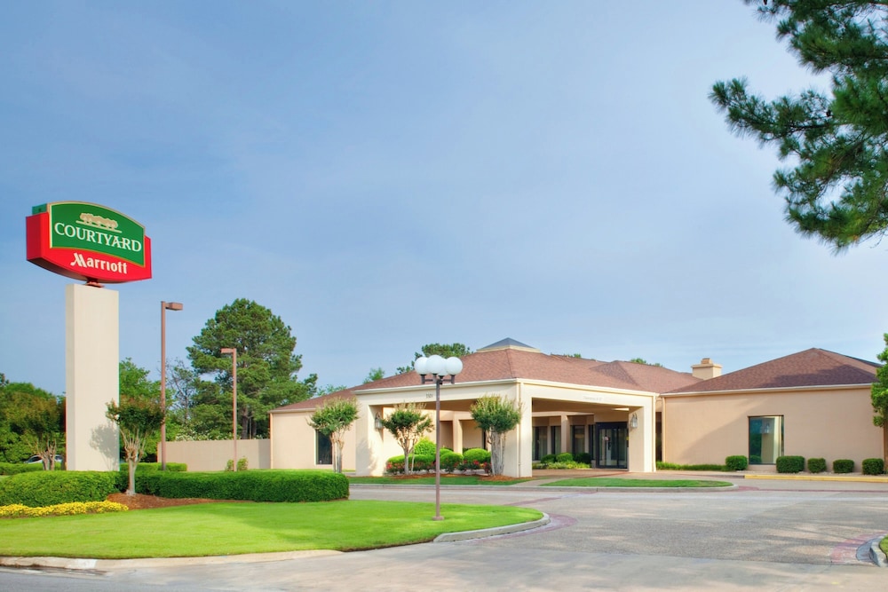 Image of Courtyard Columbus by Marriott