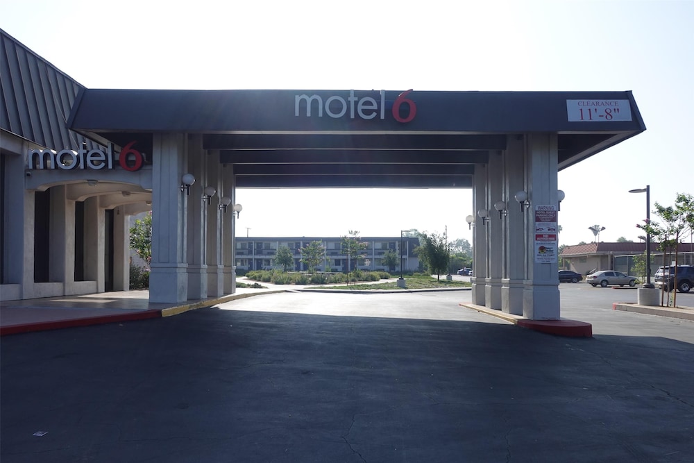 Image of Motel 6 Claremont