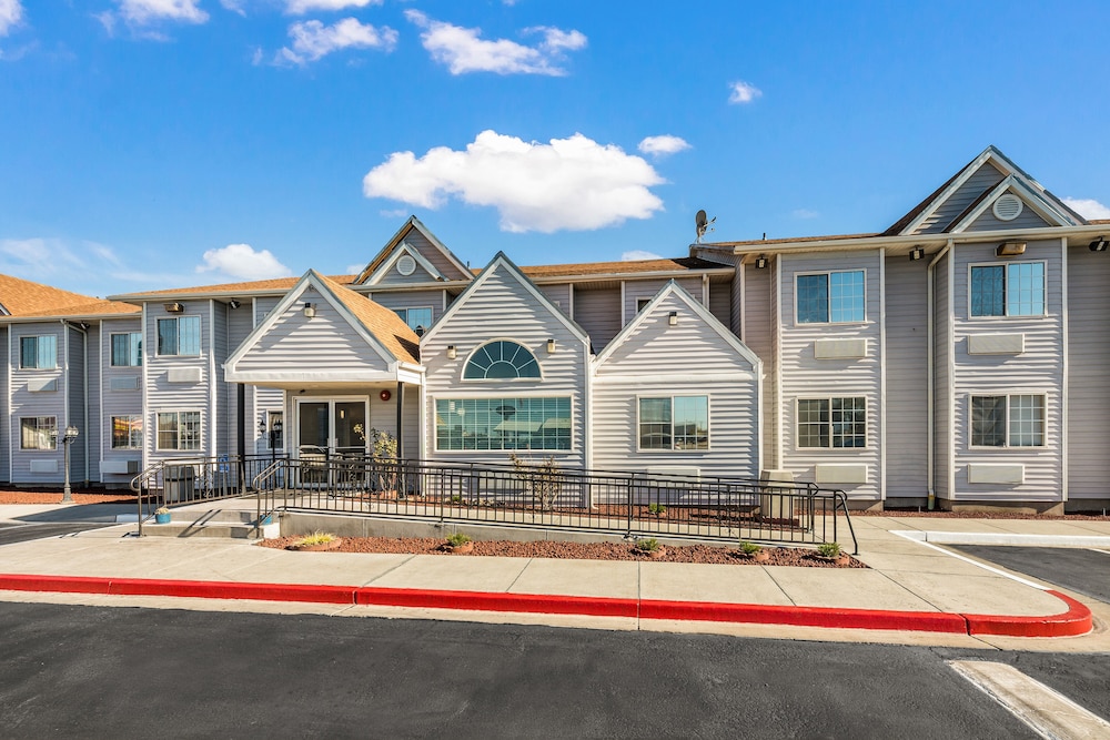 Image of Quality Inn & Suites