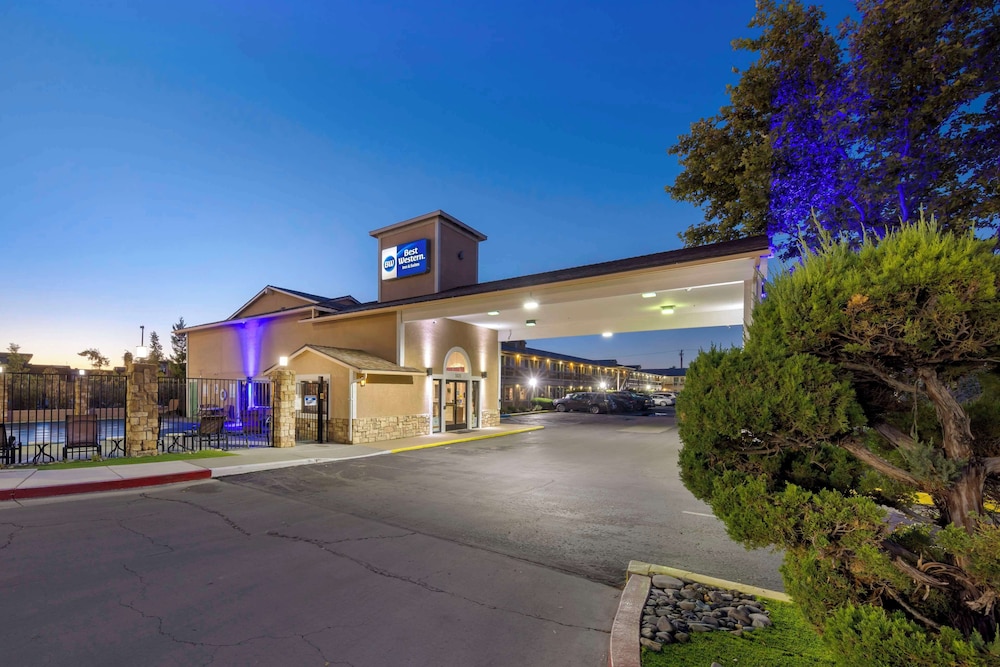 Image of Best Western Inn & Suites