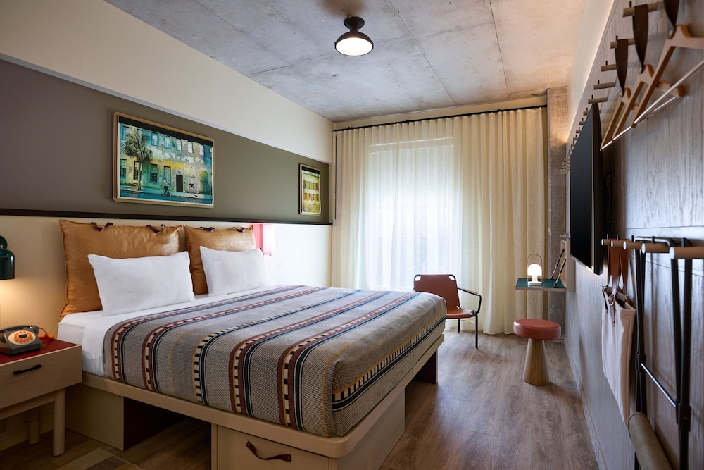 Image of Moxy Charleston Downtown