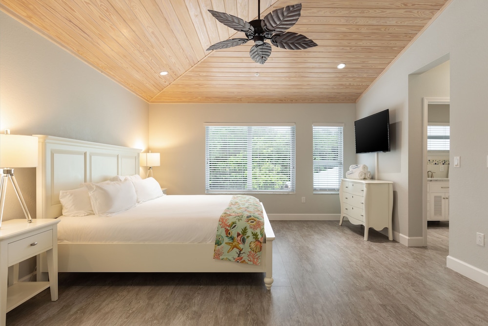 Image of Dolphin Point Villas