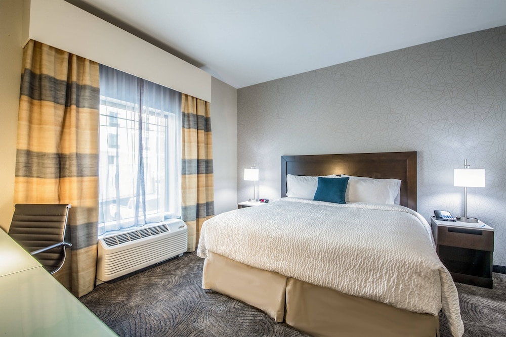 Image of Fairfield Inn & Suites Downtown Denver