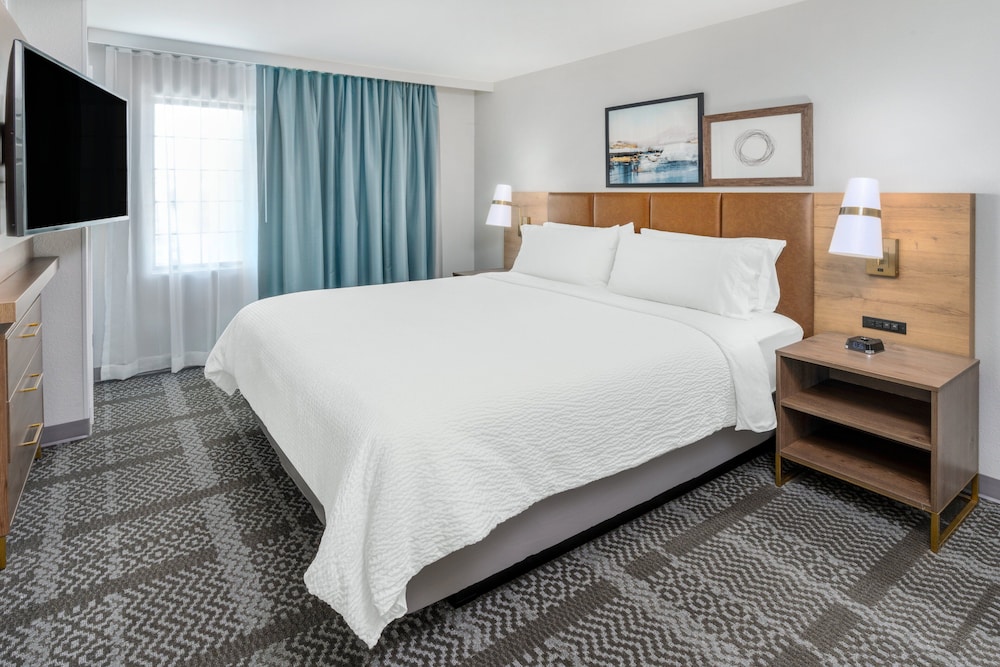 Image of Staybridge Suites Denver/Cherry Creek