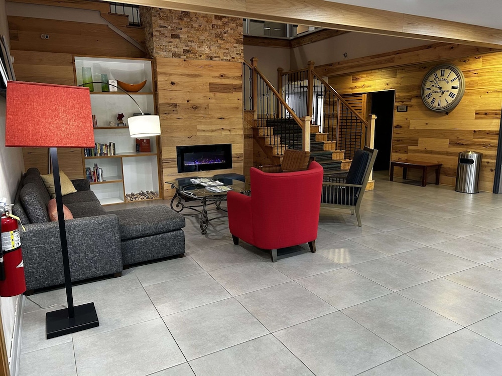 Image of Country Inn & Suites Columbus North
