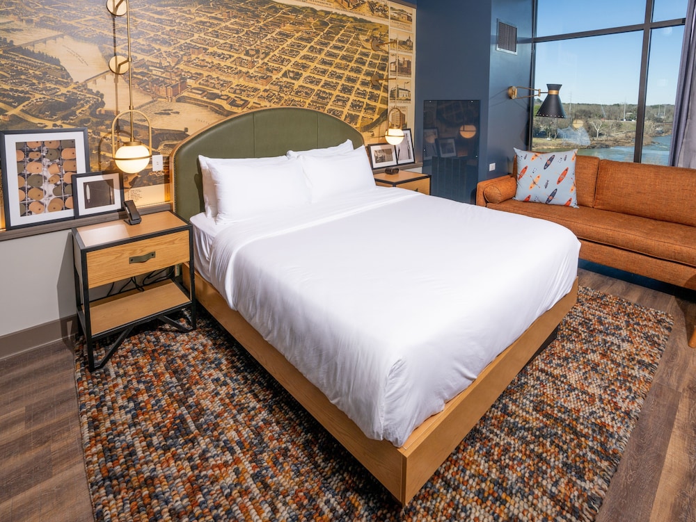 Image of Hotel Indigo Columbus at Riverfront Place