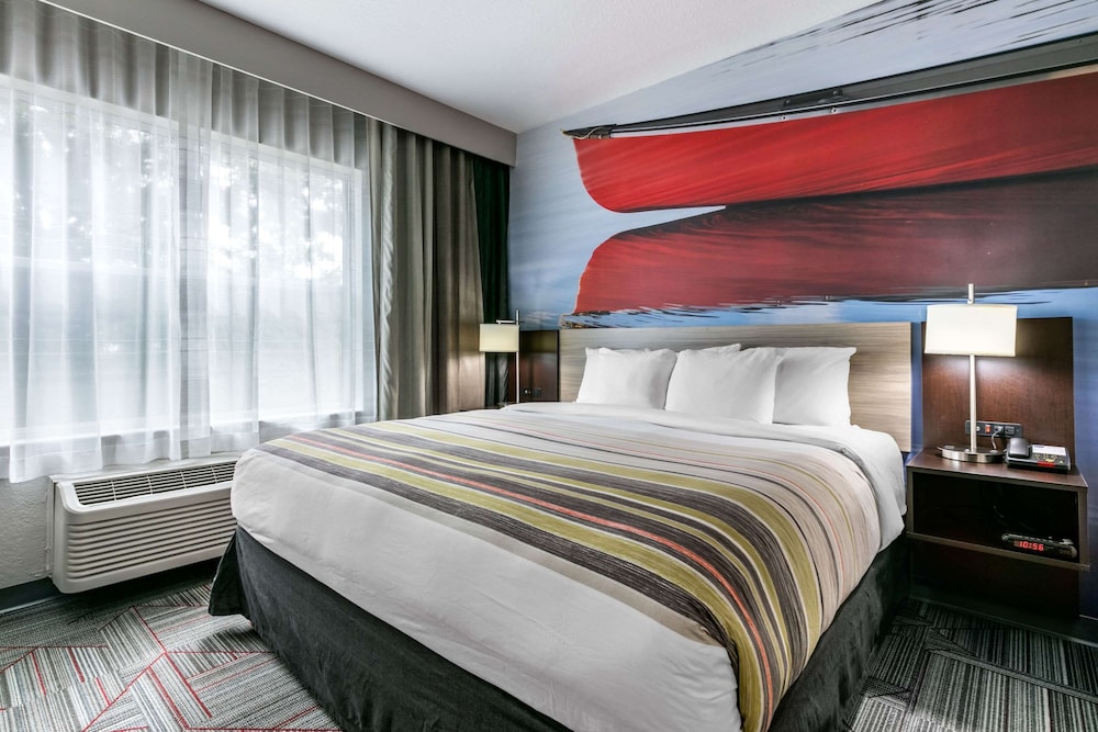 Image of Clarion Pointe Hotel Columbus