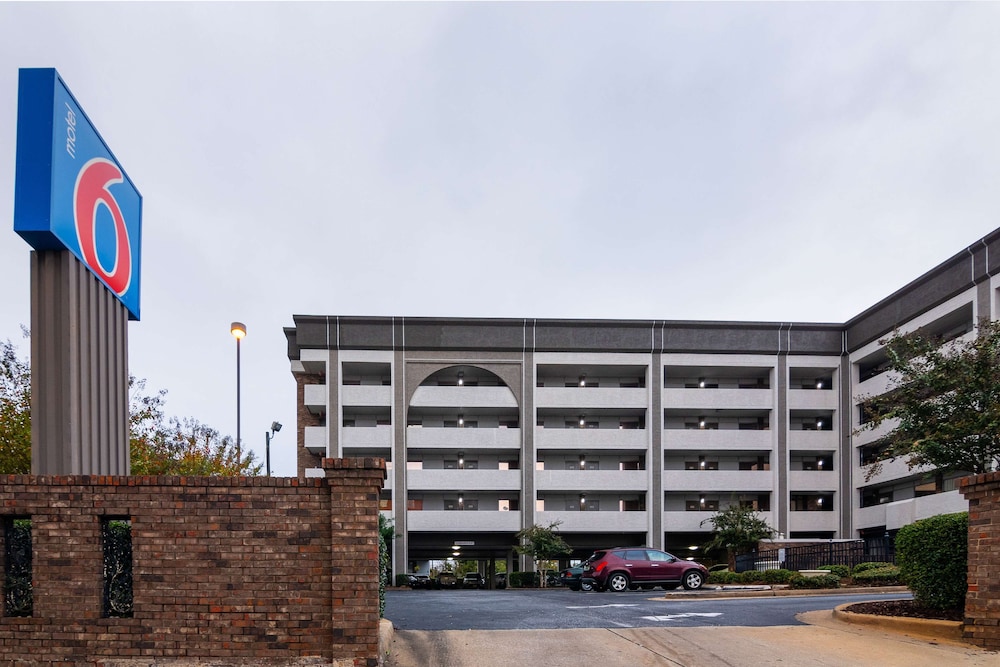 Image of Motel 6 Uptown