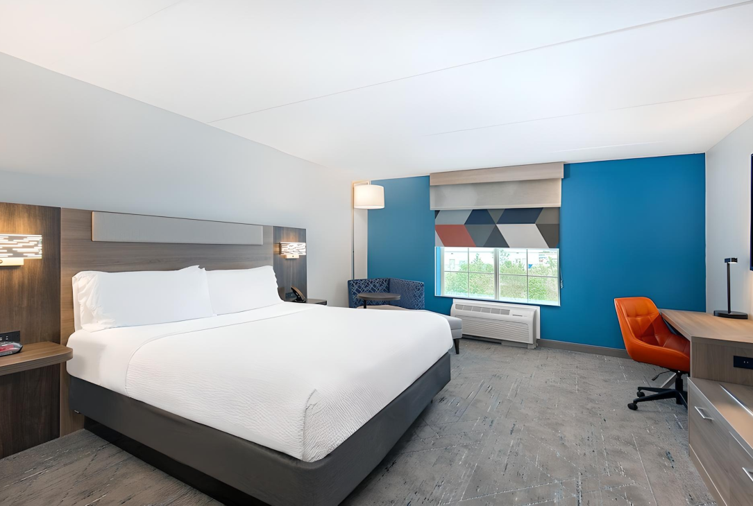Image of Holiday Inn Express & Suites Columbus at Northlake
