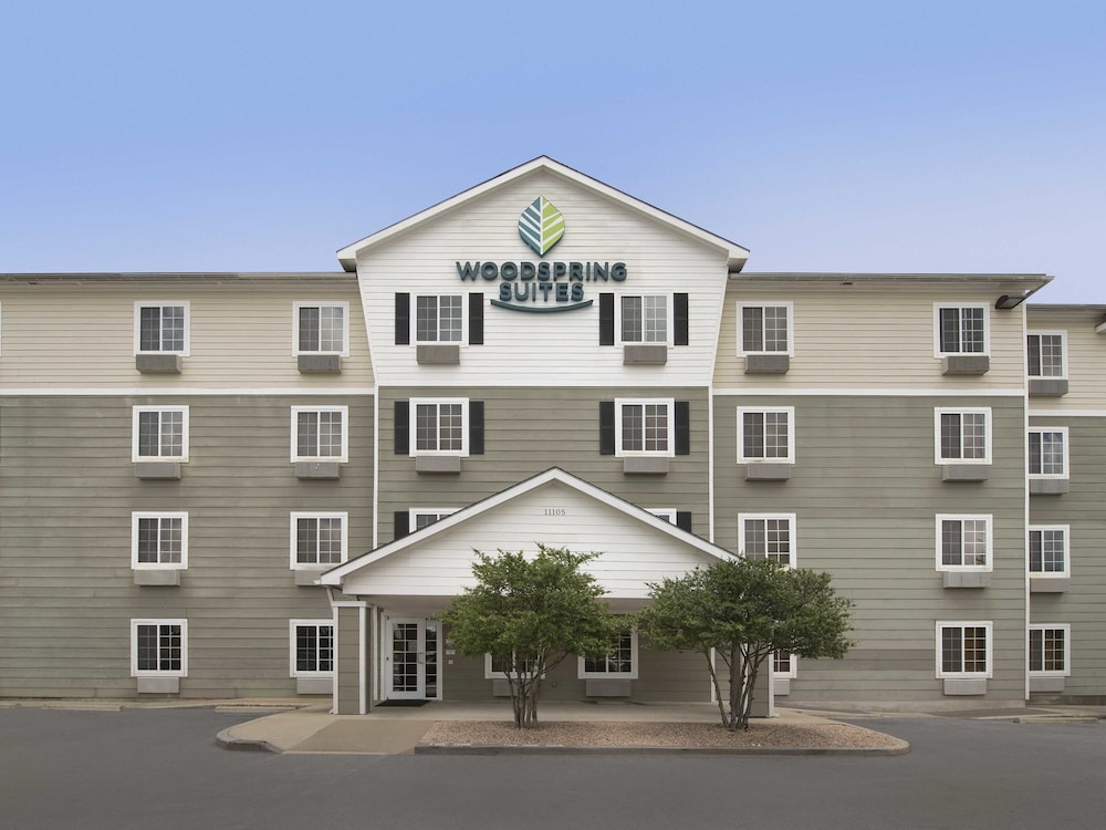 Image of WoodSpring Suites Columbus Fort Benning Bldg. 2