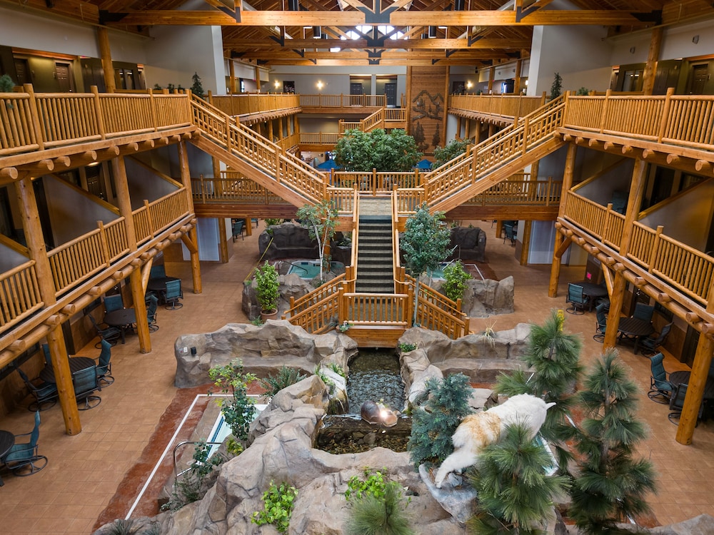 Image of C'mon Inn