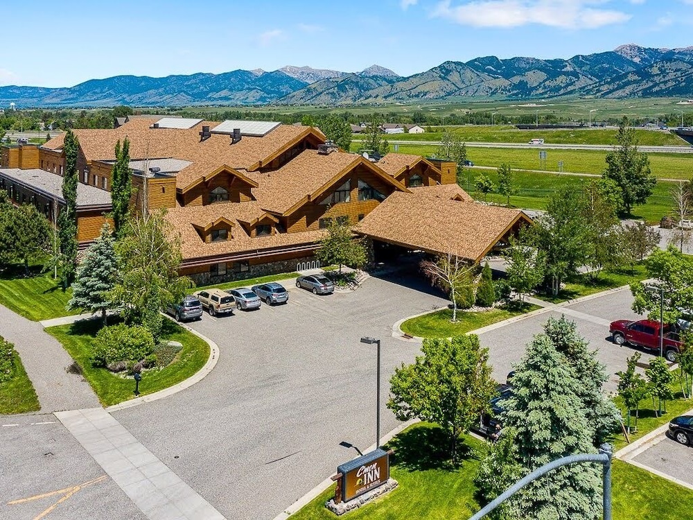 Image of C'mon Inn