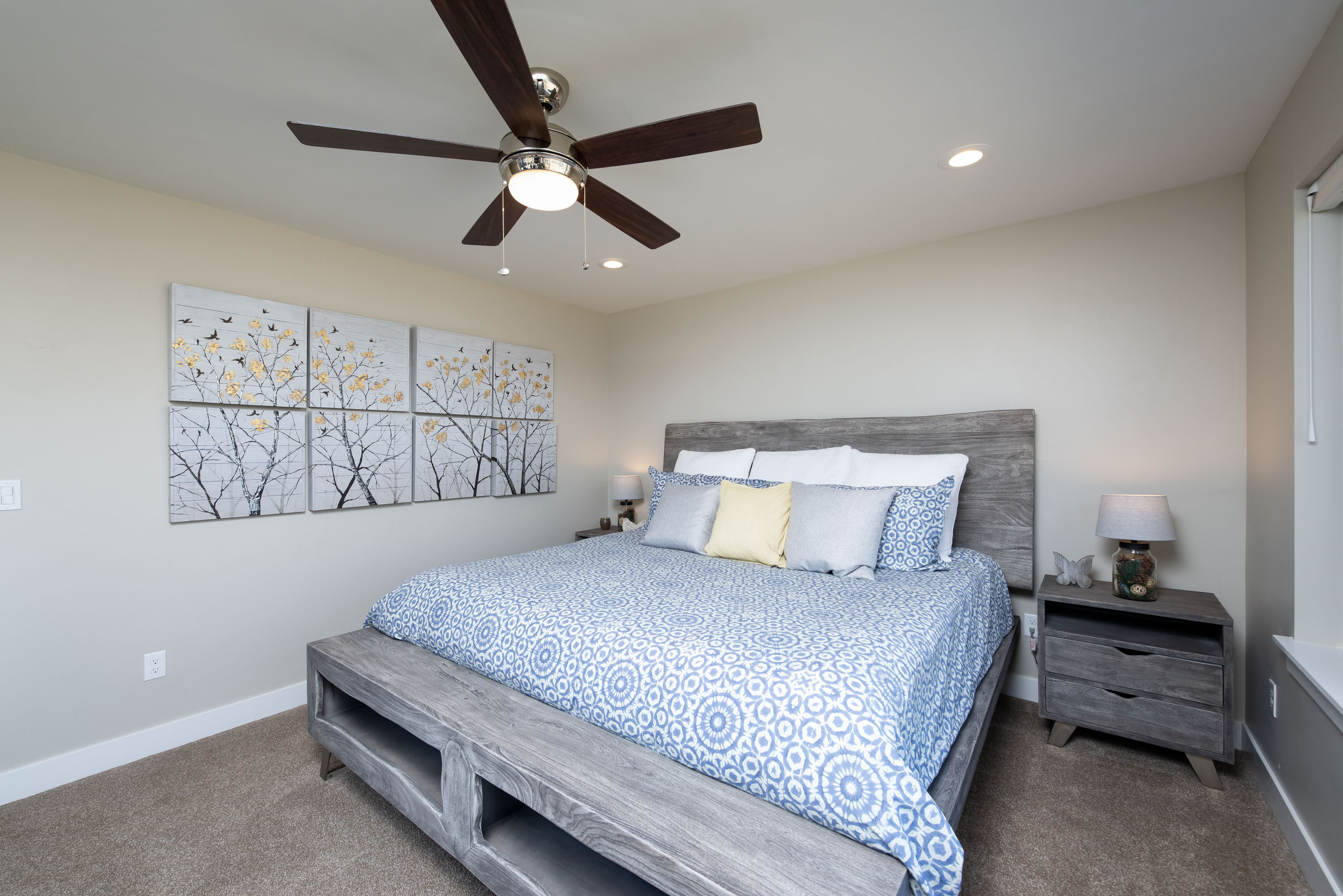 Image of Edgewater 23