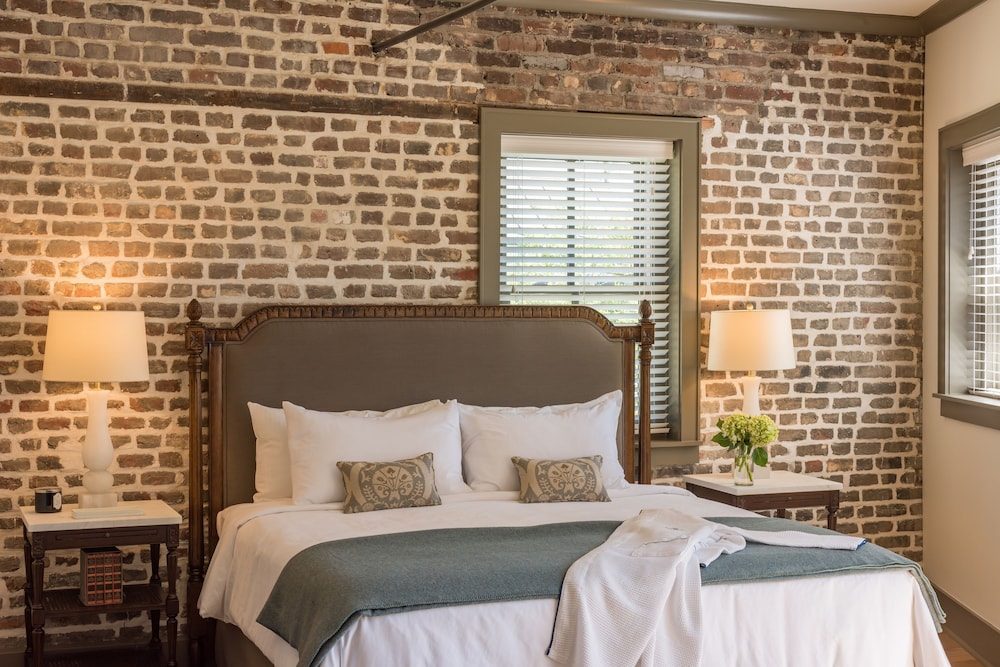 Image of Andrew Pinckney Inn
