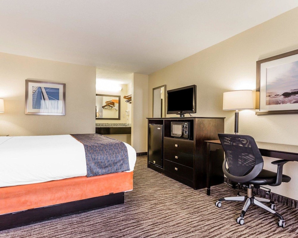 Image of Quality Inn Mt. Pleasant