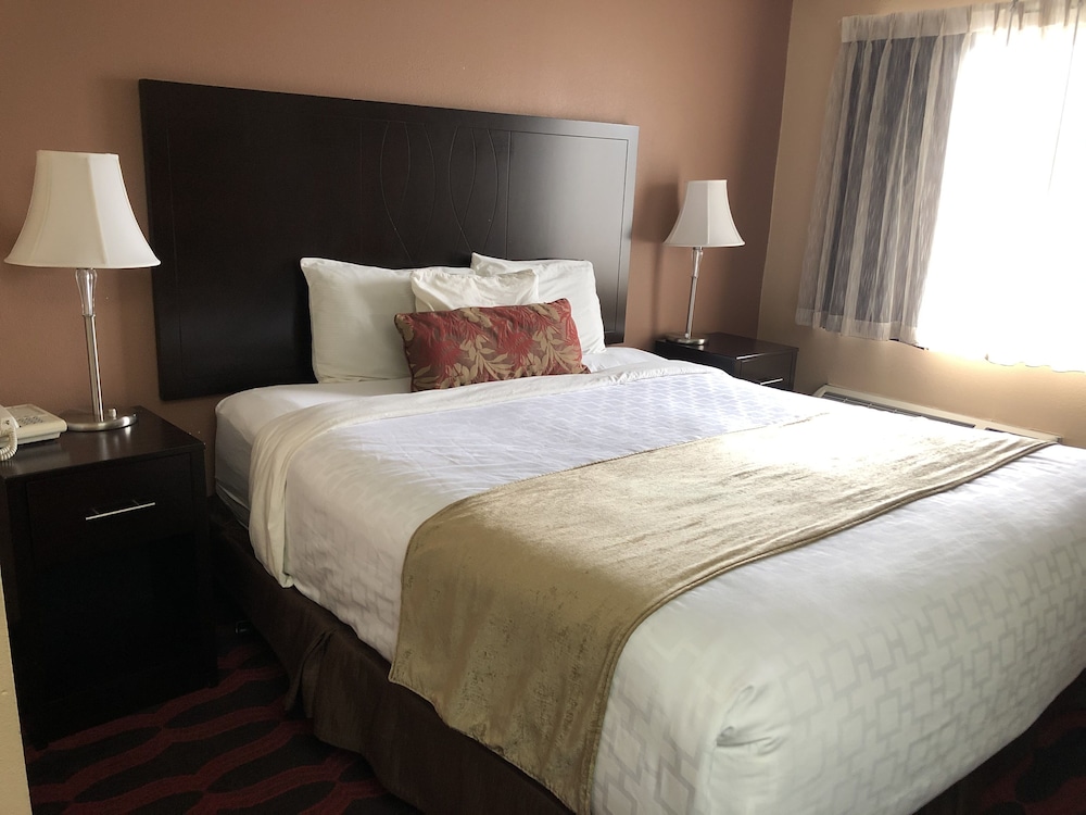 Image of Americas Best Value Inn & Suites – Forest Grove