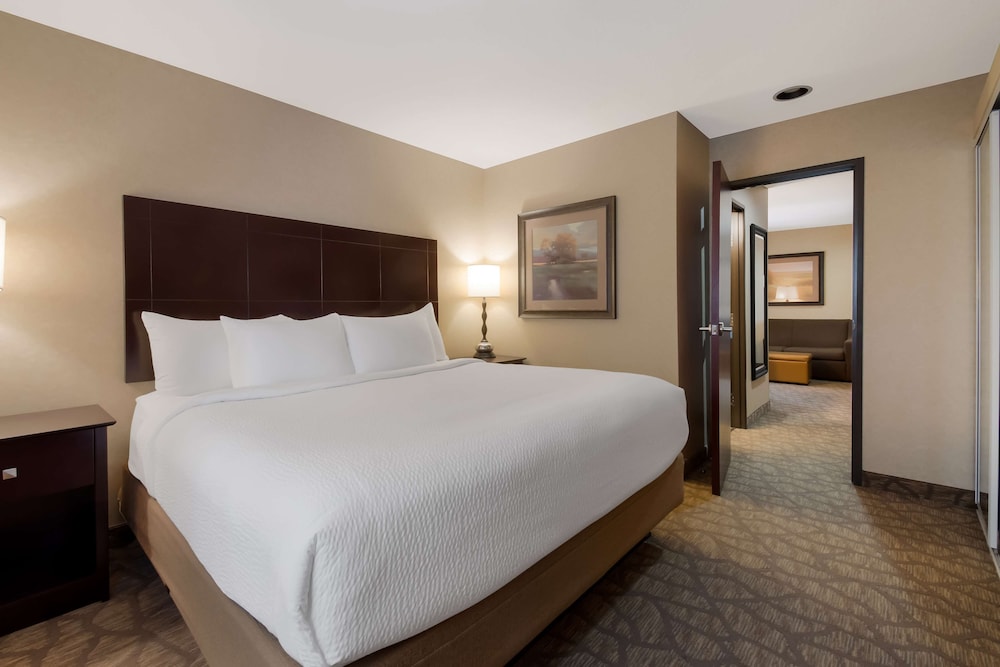Image of Best Western University Inn & Suites