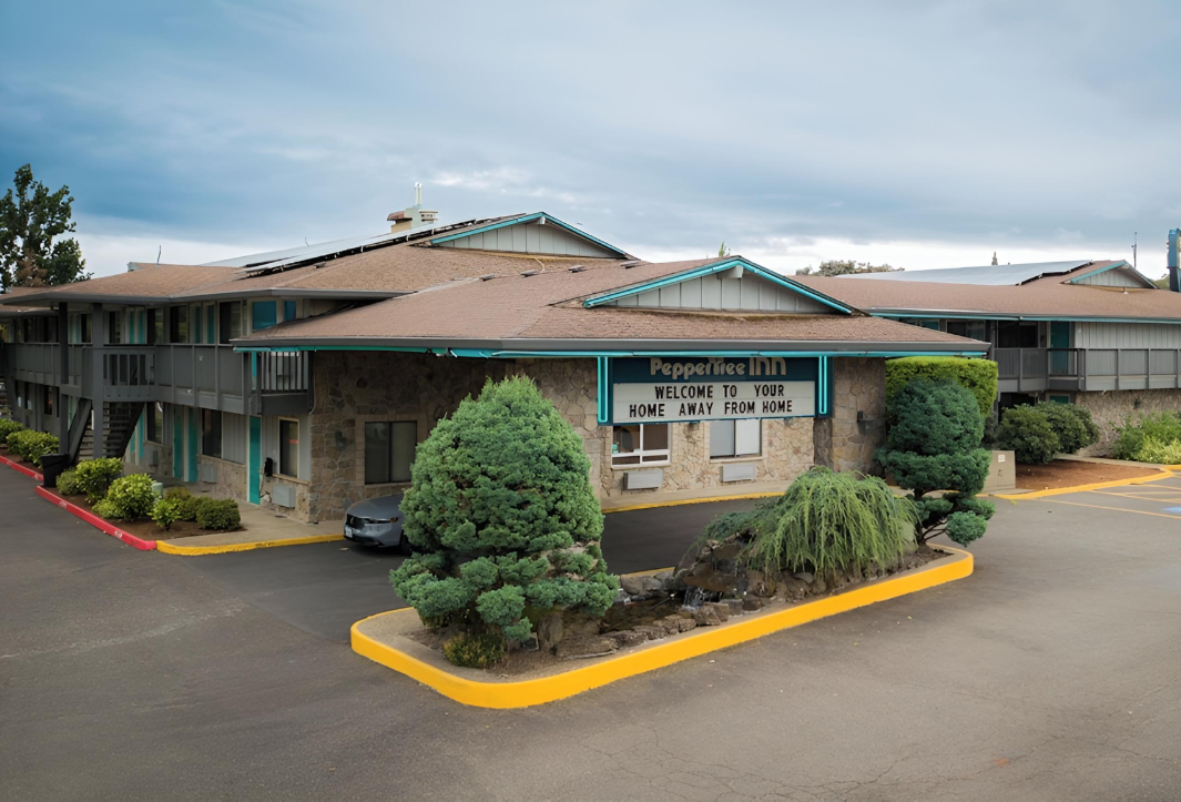 Image of PepperTree Inn