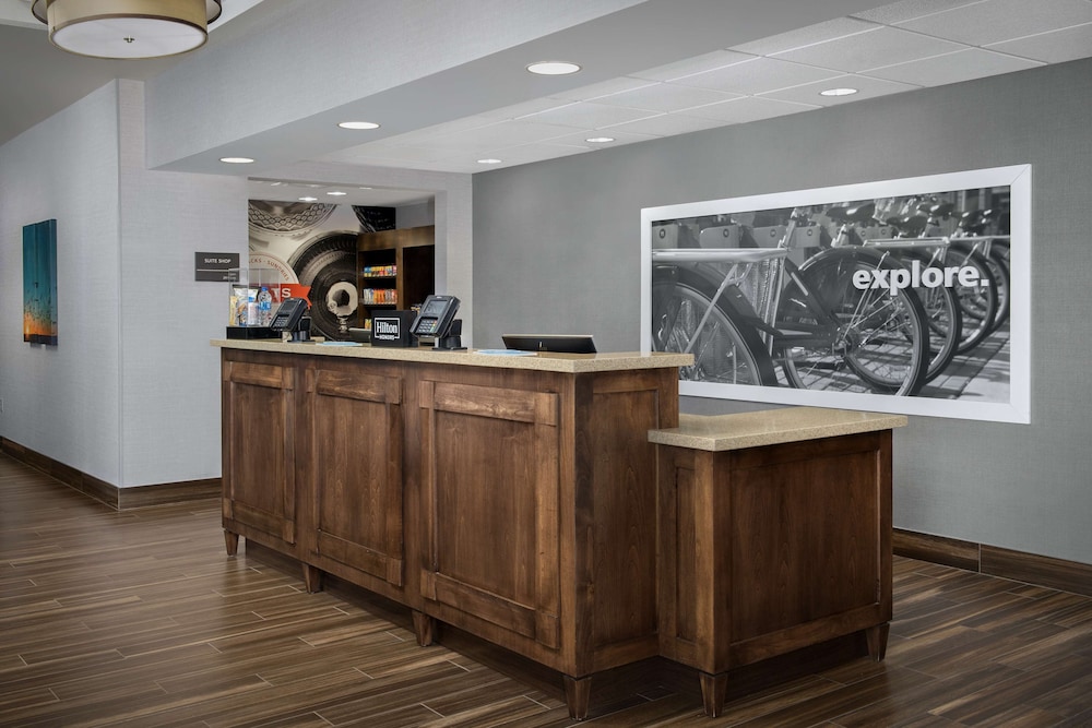 Image of Hampton Inn & Suites Portland/Hillsboro-Evergreen Park