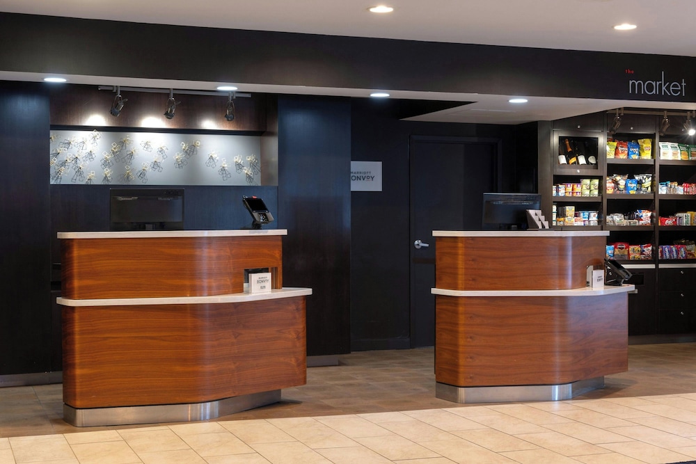 Image of Courtyard by Marriott Burlington Williston