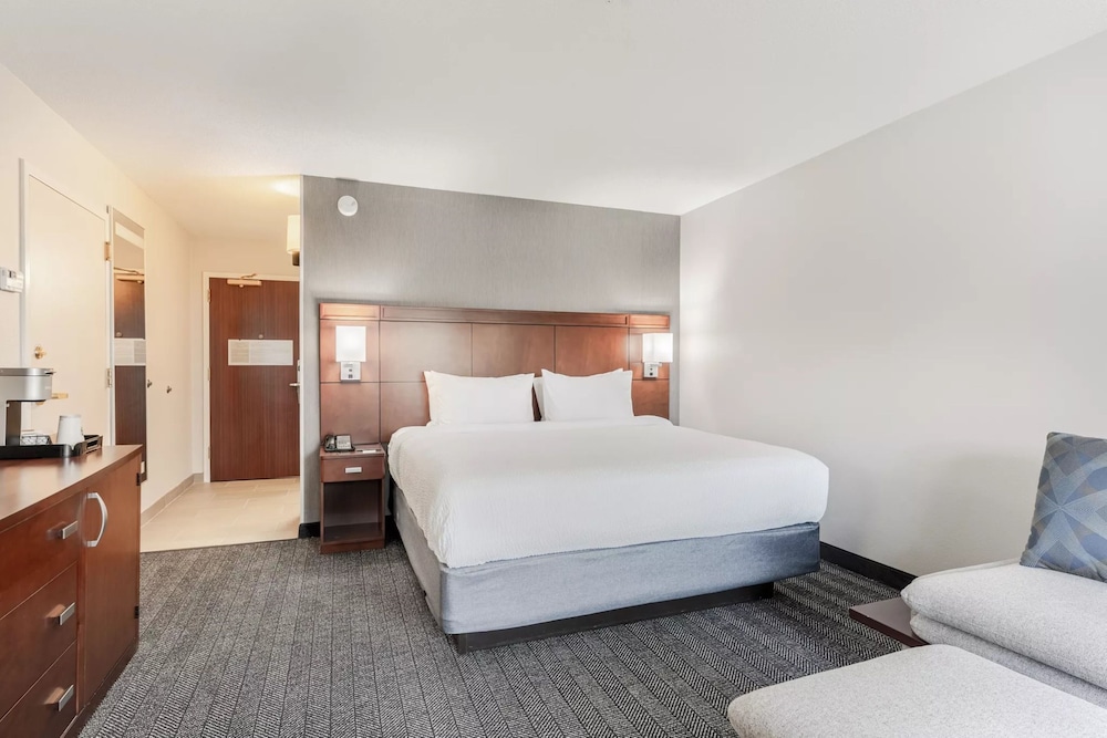 Image of Courtyard by Marriott Burlington Williston