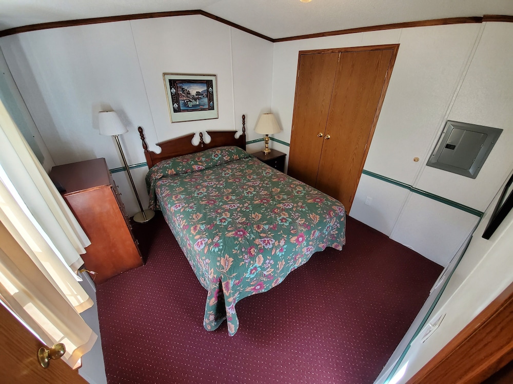 Image of Lake View Motel & Marina
