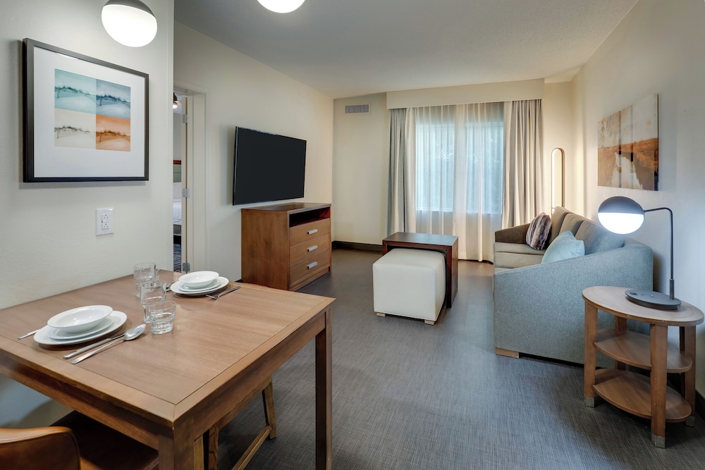 Image of Homewood Suites by Hilton Charleston - Mt. Pleasant