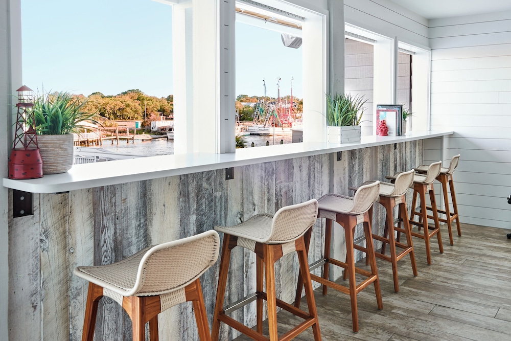 Image of Shem Creek Inn