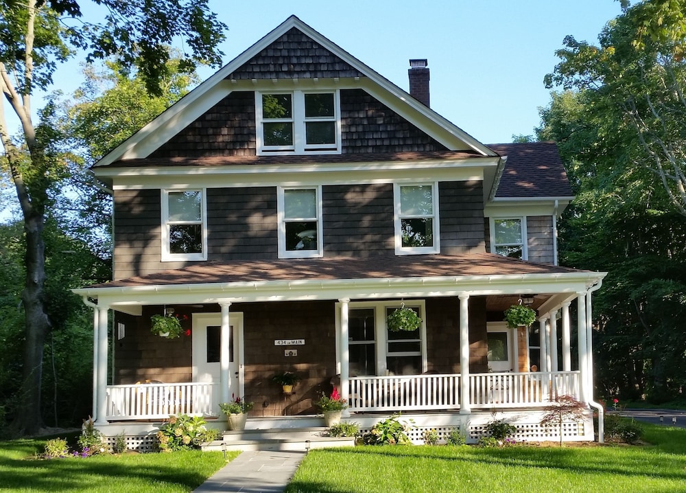 Image of 434 On Main B&B