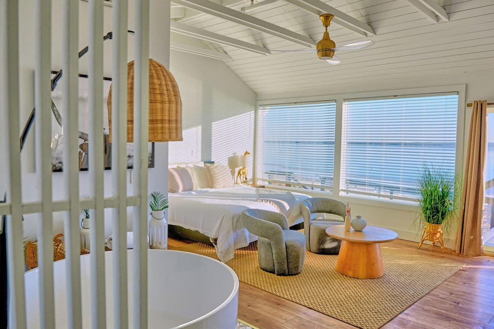 Image of Aqua Beach Hotel