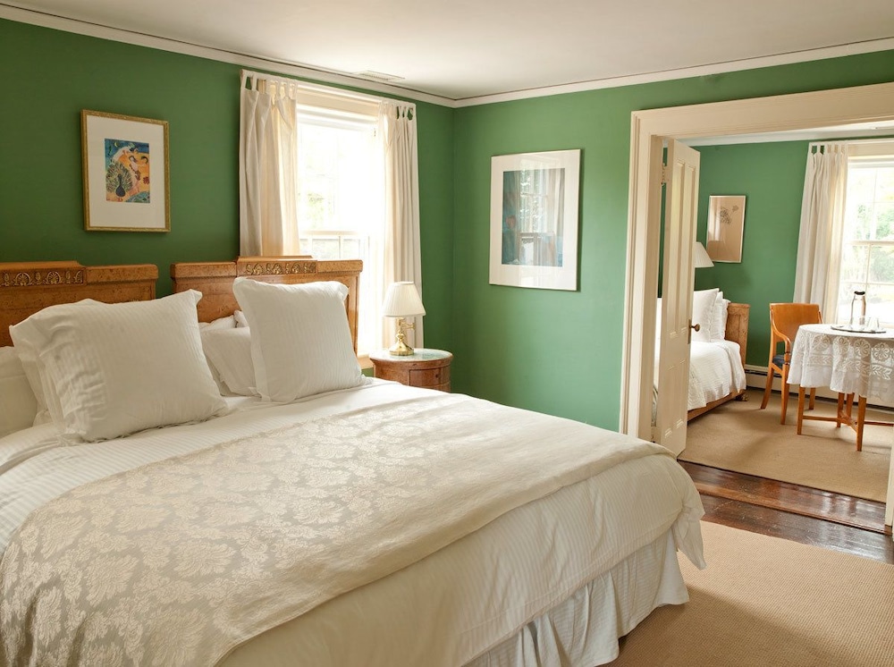 Image of Bridgehampton Inn & Restaurant