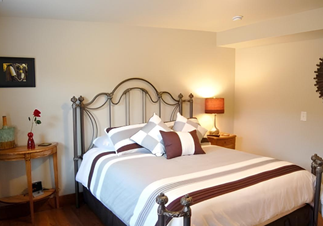 Image of Cedar House on Sound B&B