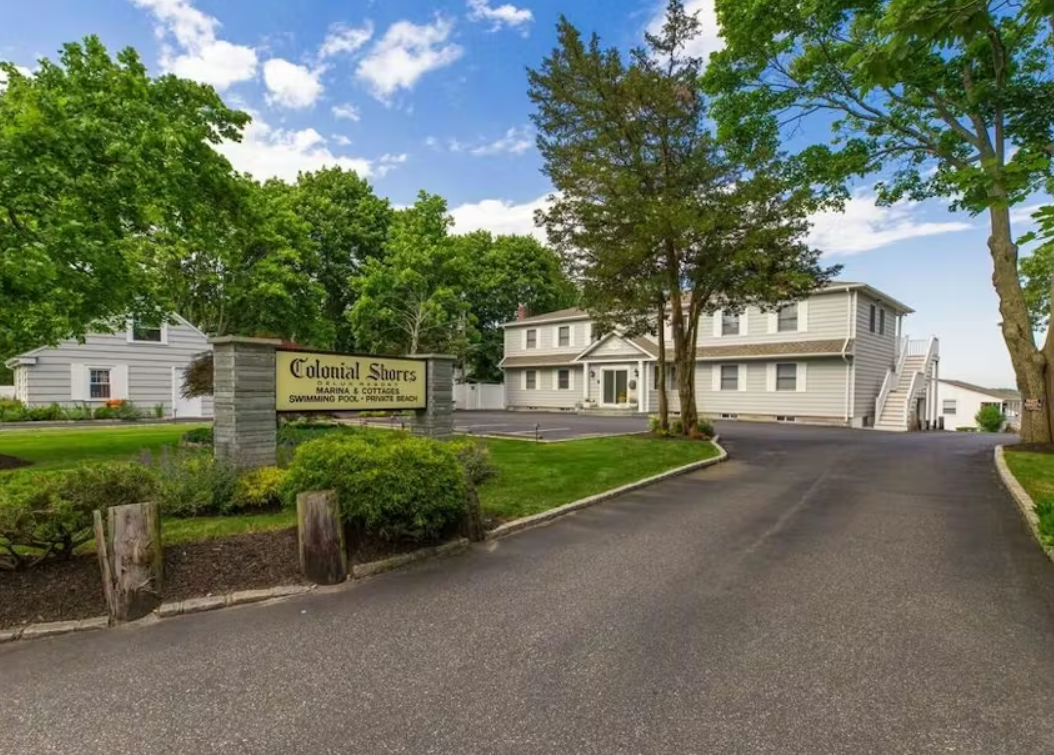 Image of Colonial Shores Cottages & Marina