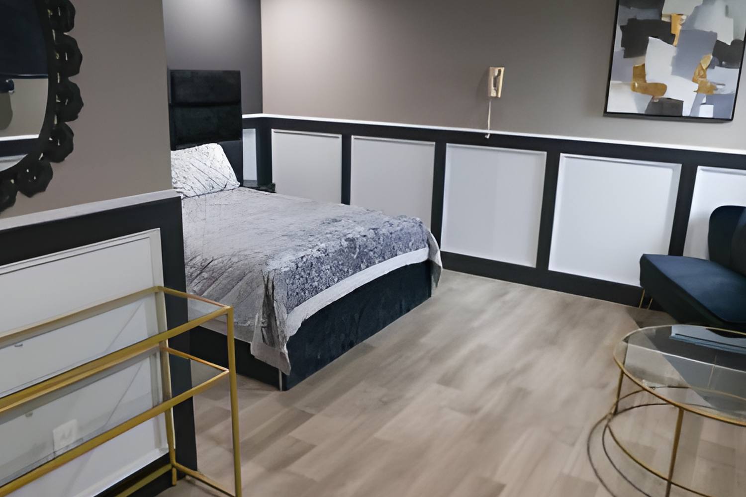 Image of Pines Motor Lodge - Lindenhurst