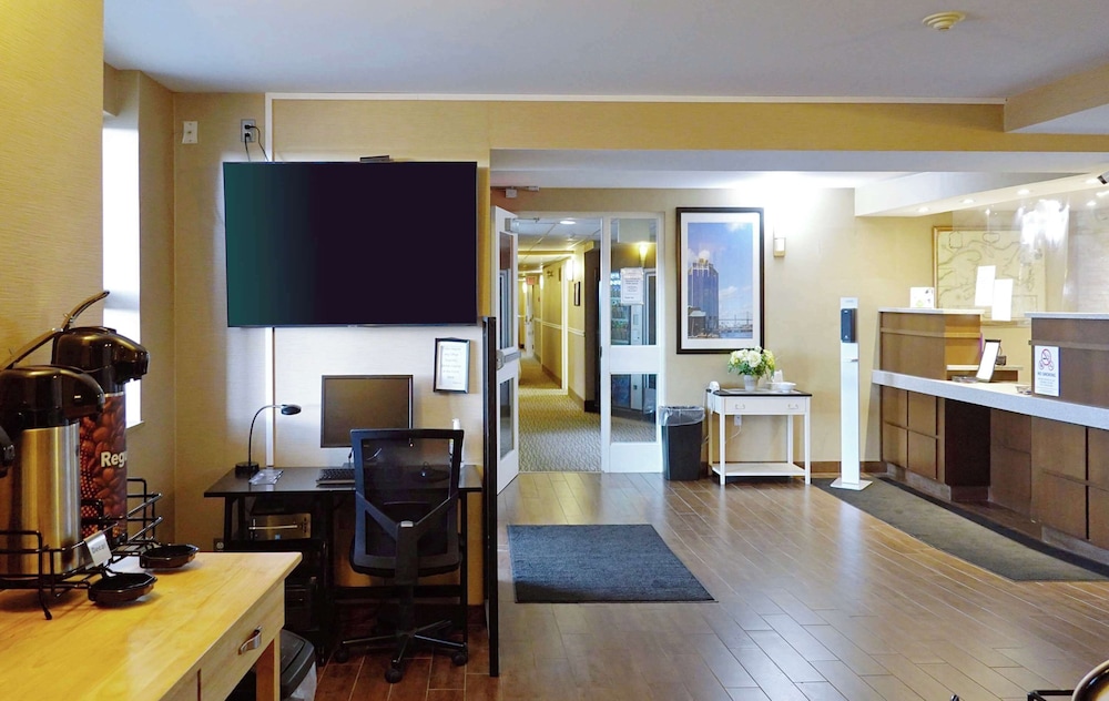 Image of Comfort Inn Dartmouth